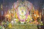 சிறியூர் மாரியம்மன் கோவிலில் சிறப்பு பூஜை