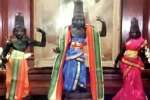 லண்டனில் மீட்ட சிலைகள் போலீசிடம் ஒப்படைப்பு