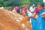 நரசிங்கம்பட்டியில் மண்ணை மலையாக்கும் திருவிழா
