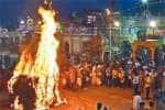 பழநி முருகன் கோயிலில் குவிந்த பக்தர்கள்