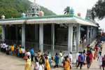 புத்தாண்டு தரிசனம்: மருதமலையில் குவிந்த பக்தர்கள்