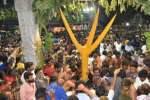 பழநி மாரியம்மன் கோயிலில் திருக்கம்பம் ஊன்றும் விழா