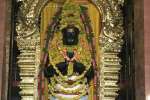 விஸ்வரூப ஆஞ்சநேய சுவாமிக்கு 1 லட்சம் வாழைப்பழ அலங்காரம்