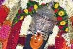 சிவராத்திரி, அமாவாசை: சதுரகிரியில் குவியும் பக்தர்கள்