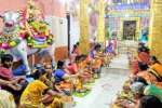 சாத்தாயி அம்மன் கோயிலில் திருவிளக்கு பூஜை