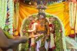 கள்ளழகருக்கு சைத்திய உபச்சாரம் சேவை