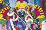 பக்தர்கள் இன்றி கோவிலுக்குள் நடைபெற்ற எல்லம்மா பண்டிகை