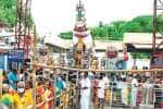 மடப்புரம் காளி கோயிலில் குவிந்த பக்தர்கள்