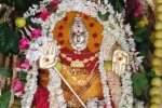 மந்தை காளியம்மன் கோயிலில் அபிஷேக, ஆராதனை