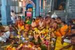 வீரபையம்மாள் கோயிலில் விமரிசையாக நடந்த கலசாபிஷேகம்