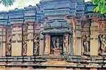 பராமரிப்பில்லாத 900 ஆண்டு பழமையான கோவில்
