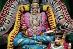 தஞ்சாவூர் பெரிய கோவிலில் நவராத்திரி விழா: அன்னபூரணி அலங்காரத்தில் அம்மன்