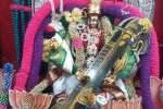 கைலாசநாதர் கோவிலில் சரஸ்வதி அலங்காரத்தில் அம்மன்