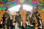 விஜயதசமி : பாலக்காடு கோவில்களில் வித்யாரம்பம் நடந்தது