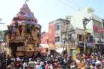 நாகர்கோவில் நாகராஜா கோயில் தேரோட்டம் கோலாகலம்