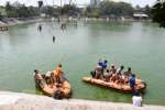 கபாலீஸ்வரர் கோவில் குளத்தில் மயில் சிலை தேடும் பணி தீவிரம்