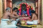 ராகுபெயர்ச்சி : திருநாகேஸ்வரம் நாகநாதசுவாமி கோவிலில் லட்சார்ச்சணை துவக்கம்