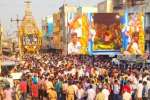 வாலாஜாபேட்டை ஏகாம்பரநாதர் கோயிலில் தேரோட்டம்
