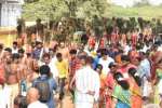 ஏரியூர் மலைக்கோவிலுக்கு பக்தர்கள் காவடி நேர்த்திக்கடன்