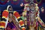 ஸ்ரீரங்கம் ரங்கநாதர் கோவிலில் தாயார் சேர்த்தி சேவை
