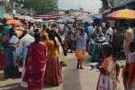 பழநி கிரிவீதி, சன்னதி வீதியில் ஆக்ரமிப்பு: பக்தர்கள் அவதி