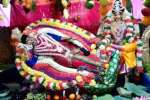 சின்னாளபட்டி சமயபுரம் மாரியம்மன் கோயிலில் தெப்ப உற்சவம்
