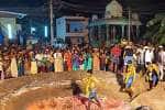 மொகரம் திருநாள் : தீகுழி இறங்கிய இந்துக்கள்.. திருநீறு பூசி ஆசி வழங்கிய இஸ்லாமியர்கள்