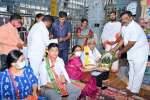காணிப்பாக்கம் விநாயகர் கோயிலில் குஜராத் உயர் நீதிமன்ற முதன்மை நீதிபதி தரிசனம்