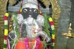 வெள்ளிக்கவச அலங்காரத்தில் ஹரித்ர விநாயகர் அருள்பாலிப்பு