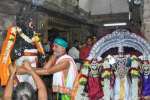 பழநியில் நவராத்திரி விழா துவங்கியது: அரோகர கோஷத்துடன் பக்தர்கள் பரவசம்