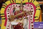 அருணாசலேஸ்வரர் கோயிலில் சரஸ்வதி அலங்காரத்தில் பராசக்தி அம்மன்