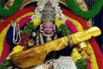 சிவாலயபுரத்தில் சரஸ்வதி தேவி அலங்காரத்தில் கோமதி அம்மன் அருள்பாலிப்பு