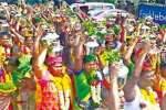 செல்வ விநாயகர் கோவில் கும்பாபிஷேகம்: தீர்த்தக்குடம் சுமந்து பக்தர்கள் ஊர்வலம்