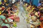 போடி சீனிவாசப் பெருமாள் கோயிலில் விளக்கு பூஜை