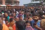 பழநியில் பக்தர்கள் கூட்டம்: ஆக்ரமிப்பால் அவதி