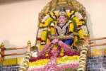 கோவையில் ஐயப்பனுக்கு புஷ்பாஞ்சலி