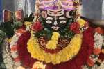 ராஜ அலங்காரத்தில் ஆபத்சகாய வில்வலிங்கேஸ்வரர் அருள்பாலிப்பு
