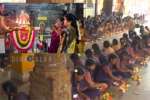 மதுரை முக்தீஸ்வரர் கோயிலில் 1000 மாணவிகள் திருவிளக்கு வழிபாடு