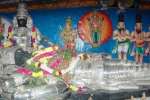 வெள்ளிக்கவசத்தில் சுருட்டப்பள்ளி பள்ளிகொண்டீஸ்வரர் அருள்பாலிப்பு
