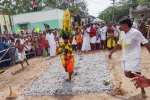 ஆவரேந்தல் கற்பக விநாயகர் கோயிலில் பூக்குழி விழா