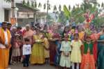 மகா மாரியம்மன் பூச்சாட்டு விழா ; பெண்கள் மாவிளக்கு எடுத்து ஊர்வலம்
