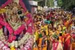 பெரியகுளம் கவுமாரியம்மன் கோயிலில் மறுபூஜை; அம்மனுக்கு பாலாபிஷேகம்