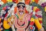 நத்தம் மாரியம்மன் கோவிலில் மார்கழி பூஜை; பக்தர்கள் தரிசனம்