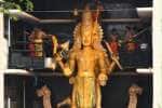 சனிப்பெயர்ச்சி ; விஸ்வரூப பஞ்சலோக சனீஸ்வர பகவானுக்கு சிறப்பு அபிஷேகம்