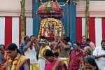 14 அடி உயர கோழிகுத்தி வானமுட்டி பெருமாள் கோயிலில் சொர்க்கவாசல் திறப்பு