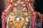 ஸ்படிகலிங்கேஸ்வரர் கோயிலில் 16 வகை அபிஷேகம்
