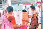 பள்ளிவாசலுக்கு சீர்வரிசை வழங்கிய ஹிந்துக்கள்