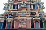 பழமையான மணிகண்டேஸ்வரர் கோவில் கோபுரம் மீது இடி தாக்கி சிலை சேதம்