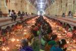 உலக நன்மைக்காக ராமேஸ்வரம் கோயிலில் 1008 திருவிளக்கு பூஜை