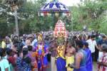 சுயம்பு ஆதி நாகாத்தம்மன் கோவில் திருவிழா; பால்குடம் எடுத்து பக்தர்கள் வழிபாடு